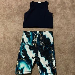 Maternity workout outfit OLD NAVY power soft bike shorts and Gap ribbed crop top